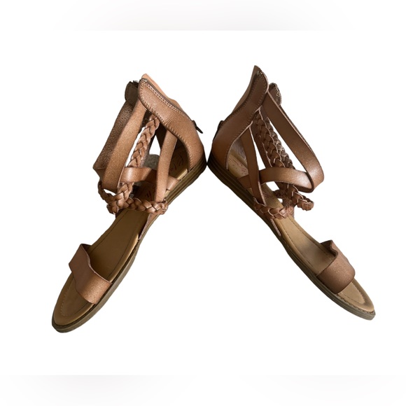 Blowfish Girls Summer Strap Sandal, Light Brown/Dark Tan Color, Size Big Kid 6 - Picture 10 of 15